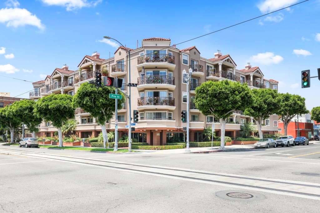 10 Secrets No One Tells You That’ll Help Your House Fetch Top Dollar inception-app-prod/YjM0ZWMxNWQtOTY0Ni00MjE5LWIzYzctMmNhM2MzZGI1NTY5/content/2021/07/1I8A4182copy.jpg