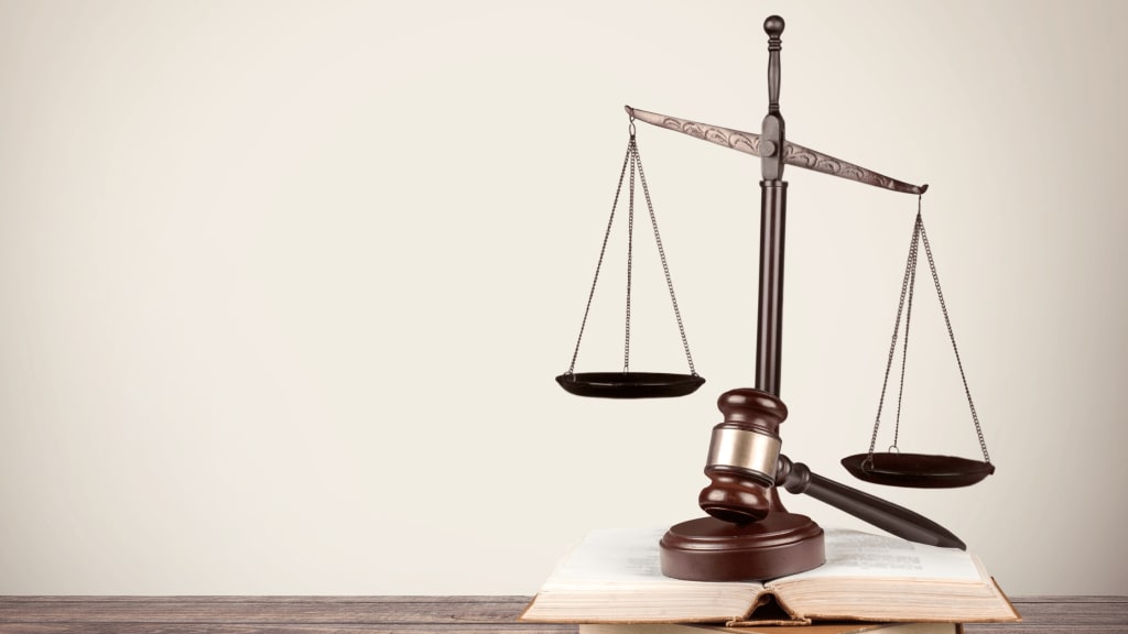 How do I choose a real estate attorney for my closing? inception-app-prod/YjM1YTMwOWMtYzhjYy00OWM4LTk1MzQtNjg0NjM1NzQ1MGY1/content/2020/12/optimizedfc9437fd05fa94030175e0bc14a4a1ff.png