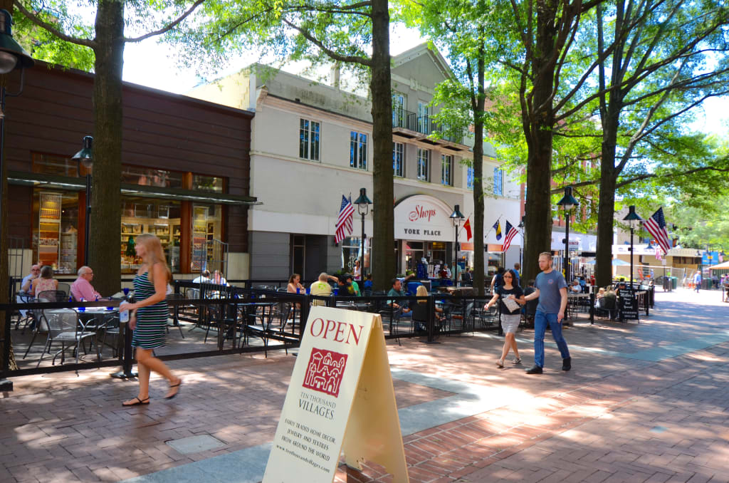 Cville Walkability Analysis inception-app-prod/YjYzY2Y1N2YtMTRhOC00MGQ3LWE4NWQtMDc5NjgzOGNiZjYy/content/2022/01/ff8de7050409746b9e304a3980352e22b9104b3a.jpeg