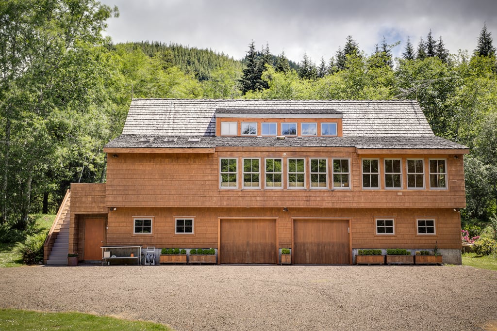 inception-app-prod/Yjc0NTY2YWEtZDA2Zi00NTg5LTgwZjgtOGYxMTg2OTBlNmIw%2Fcontent%2F2016%2F11%2F01srhpd16_sp_estate dr_0612-srhpd16_sp_estate dr_0619-2.jpg