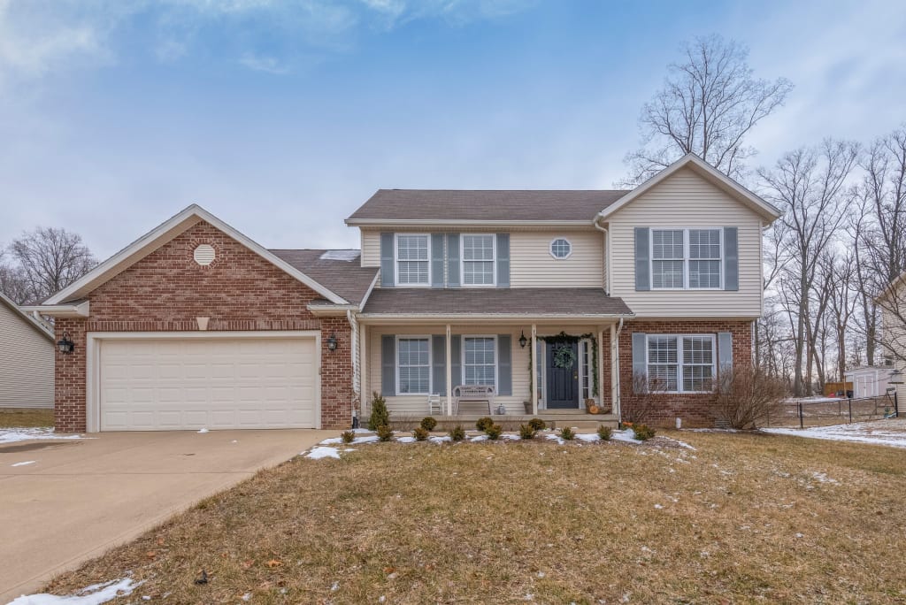 New Listing in Woodgate! 4878 N. Shadow wood Drive Bloomington inception-app-prod/Yjk5ZmU4MzItNWFlOS00NTk2LTk1OTgtNjg1NTA3Mjk2NTMw/content/2021/02/NDg3OG5zaGFkb3d3b29kZHJpdmUtcHJpbnQtMDAxLTAzMy1l-3.jpg