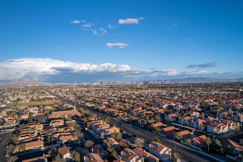 Las Vegas Housing Market Update – May 2026 More Homes, More Choices, and Better Opportunities for Buyers inception-app-prod/YmE5YWFmYTAtZTYzZS00Njk1LTk5ZDUtZTE5ZWUxZGRhYmZj/content/2026/06/a57debac34f6b913e9d68821acdb6b49b9713ff1.jpeg