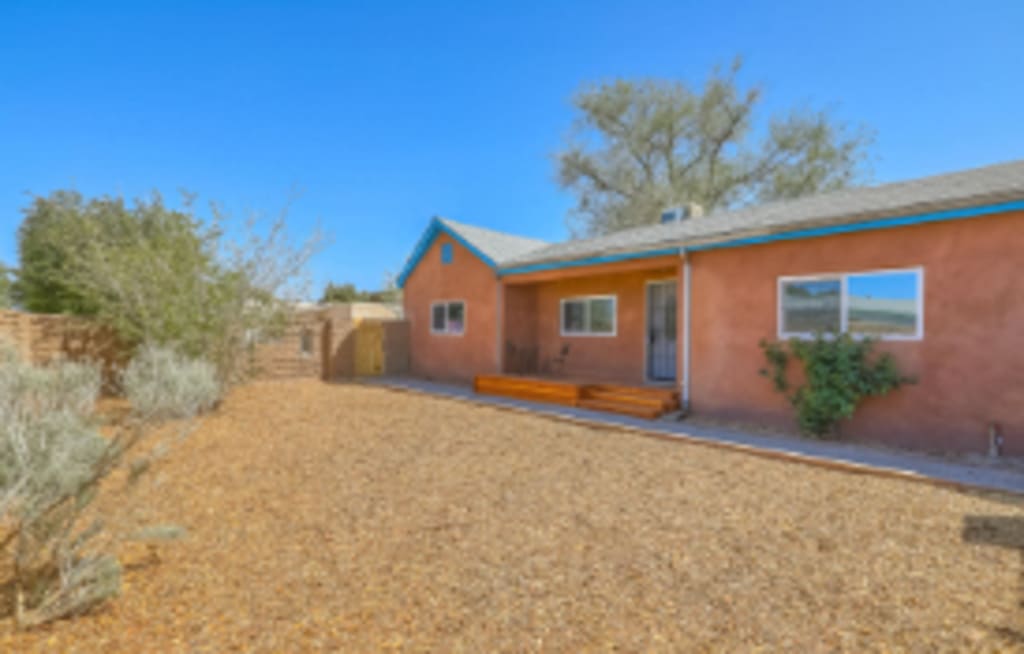 318 Homeland Rd NW inception-app-prod/YmVkOTYwMzgtN2FiZS00Y2FjLWJiMWEtMzkxMzhjNGY2YjEy/content/2023/10/94491eefc02fdd465629debffa32a52e612e4840.png