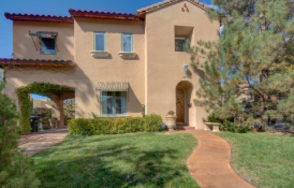 637 Cedar Street NE (Buyer) inception-app-prod/YmVkOTYwMzgtN2FiZS00Y2FjLWJiMWEtMzkxMzhjNGY2YjEy/content/2023/10/9ac80409c9cb8d729fc444b0d7881f5eb8073828.png