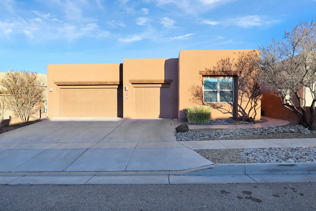 4612 Mi Cordelia Drive NW inception-app-prod/YmVkOTYwMzgtN2FiZS00Y2FjLWJiMWEtMzkxMzhjNGY2YjEy/content/2024/02/bb49c80f751dc1046c328e7dd0d5dc7a9cabbf0d.jpg