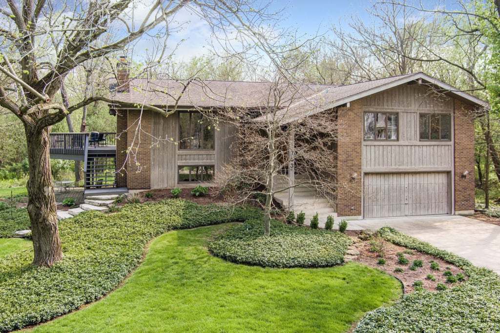 Just Sold | 783 Chidester Ave, Glen Ellyn, IL inception-app-prod/YzA1OTNiNmEtYzEwYy00OTFiLWJmMTMtMGZkMDVkZTRhNWZl/content/2022/07/3224417880b882962d594cd6aab984eaeb500e81.jpg