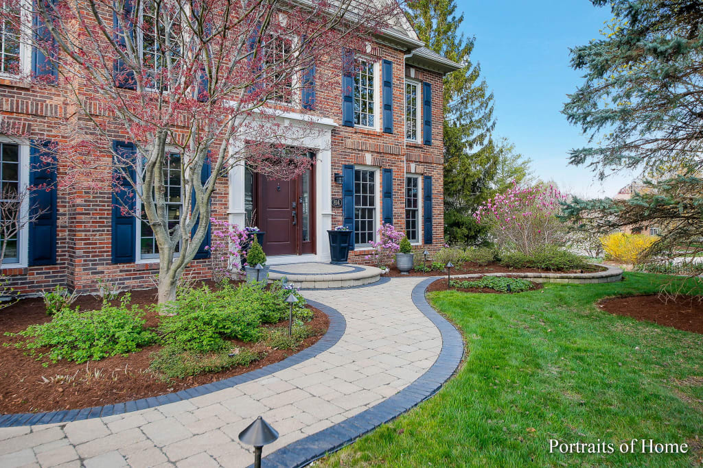 A Sale and Purchase for Kathy and Maureen! inception-app-prod/YzA1OTNiNmEtYzEwYy00OTFiLWJmMTMtMGZkMDVkZTRhNWZl/content/2024/02/46b6b5018c1c05f1f0054cbdfc78c861f207224c.jpg