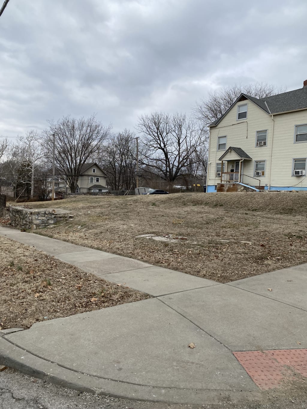 <p>4246 Tracy Avenue and 1210 E 43rd St Kansas City, MO 64110 </p> inception-app-prod/YzZhNWNiZmEtYTZiNC00ODg2LWJjNGUtOGRjOGIzNTM4N2M1/content/2025/08/b50af3e9f173c59b3678bd37d9dcac974545f324.jpg