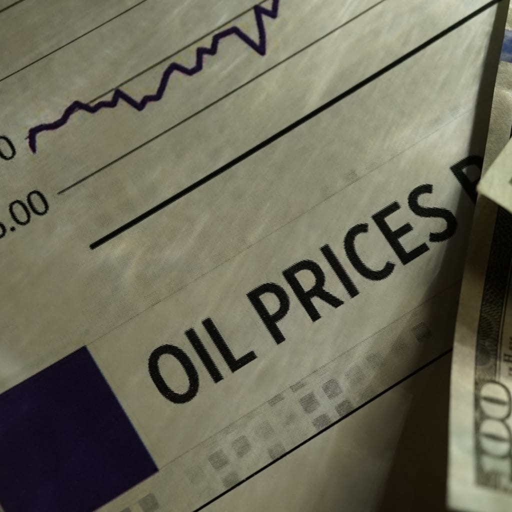 Oil Prices and the Real Estate Market Over Time inception-app-prod/ZDQ0MTlkOGQtM2MyOS00MGRiLThkMTAtN2NmODVkZTVjM2U2/content/2026/03/1a1f797a777389482ee57b15d2d36bf8289241f6.png