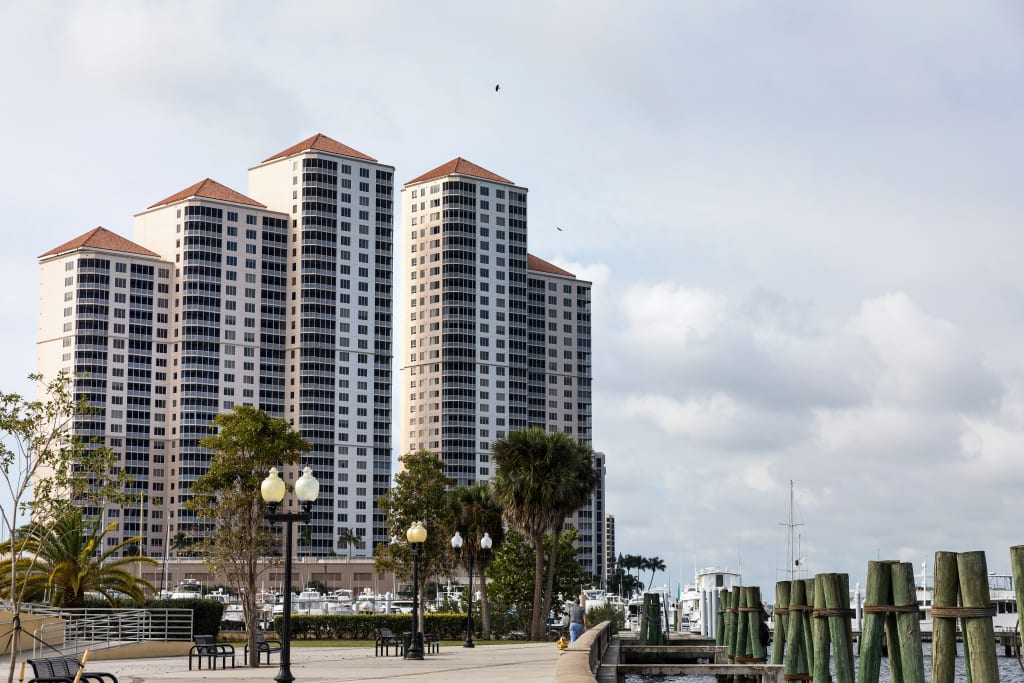 Fort Myers Office inception-app-prod/ZDkyZTk2NzMtOTQwMC00NGYxLTgwZWItMDg3YzBkOWM5ODY2/content/2024/10/08c72e2909be59bfa5414ecade667ae9fb33a143.jpg