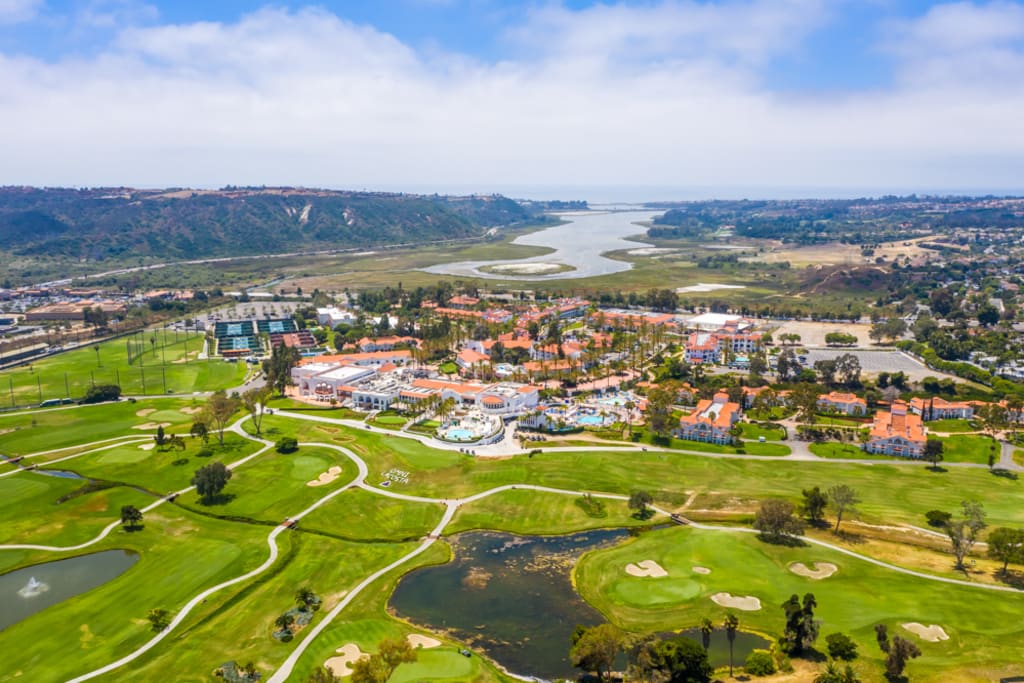 Timing Your Carlsbad Move: Life Over Market inception-app-prod/ZGJiNmNmYjItYjQ0NC00ZDYyLTlkMTktYWFlNDQwNDlmZDdm/content/2026/01/cf316f870b6c9547e71a0fa2fe7761b0e7aaa443.jpg