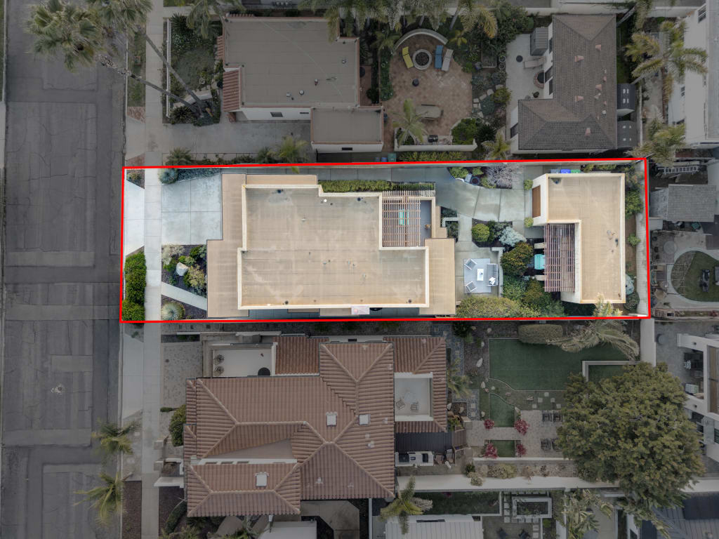 The real estate market is.... inception-app-prod/ZGJiNmNmYjItYjQ0NC00ZDYyLTlkMTktYWFlNDQwNDlmZDdm/content/2026/01/d205f5e788c44cf63d08ffbcc5bfbd23b3004328.jpg