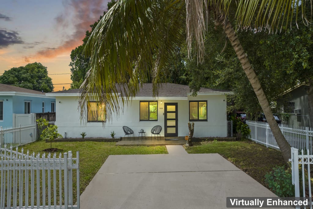 For Sale: 1330 NE 155th St, North Miami Beach, FL 33162 inception-app-prod/ZTBmODhmM2QtOTIwNy00NzcwLWFmYzMtNjM2ZjA0MmMzYjg1/content/2023/07/3496ece8d94d4a0fba80fe9068bd72855caf574b.jpg