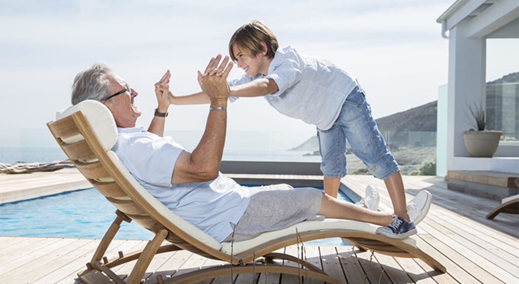 inception-app-prod/ZTM3NzMxYzAtYjU2ZC00NDU5LTgyMTMtZmRiYzVmMDg3MGE3/content/2019/06/Grandpa and child.jpg