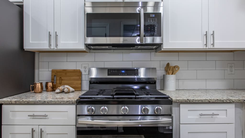 To-Dos: Your April Home Maintenance Checklist inception-app-prod/ZTVjMTBhZjMtMDA5NC00YjFmLWFmNGEtMjJiZGQ0NTYwODVl/content/2022/05/91b6544aef23292e9f999b7f4827f0f728d2c97a.png