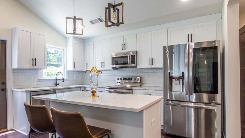 To-Dos: Fall Maintenance Checklist inception-app-prod/ZTVjMTBhZjMtMDA5NC00YjFmLWFmNGEtMjJiZGQ0NTYwODVl/content/2022/10/7e931bdc7e8f92f138e58966228fdb2ce7a02ee9.png