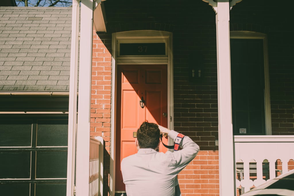 Should you waive the home inspection contingency? inception-app-prod/ZTgzM2E2NjItMDM1NC00ODc5LWE5OTYtNzE4ZWY5ZmZkNjE1/content/2026/10/fd41ec3b57dc1ed1dfb4c39ed903f1774b840b06.jpg
