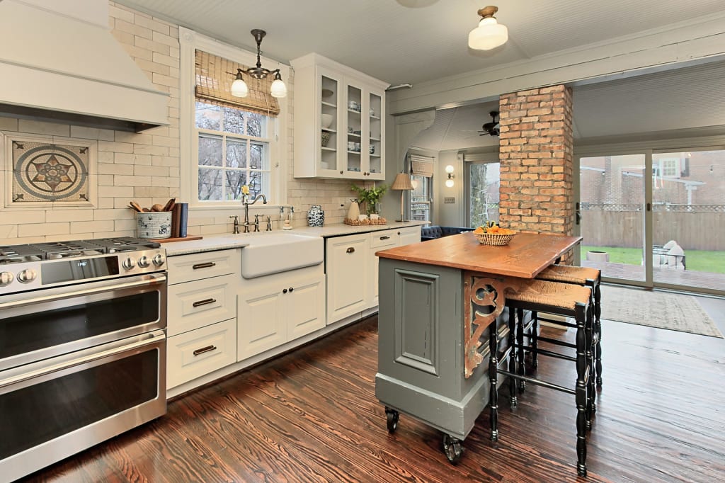 What’s Your House Worth Now? The Answer May Surprise You inception-app-prod/ZWFjNWFmMDktZDNlNy00MTE0LThjZTItMmEzNjJkNGVhYWVi/content/2025/04/c044118c2cba219562abd10c298e17c4f3fb86dd.jpg