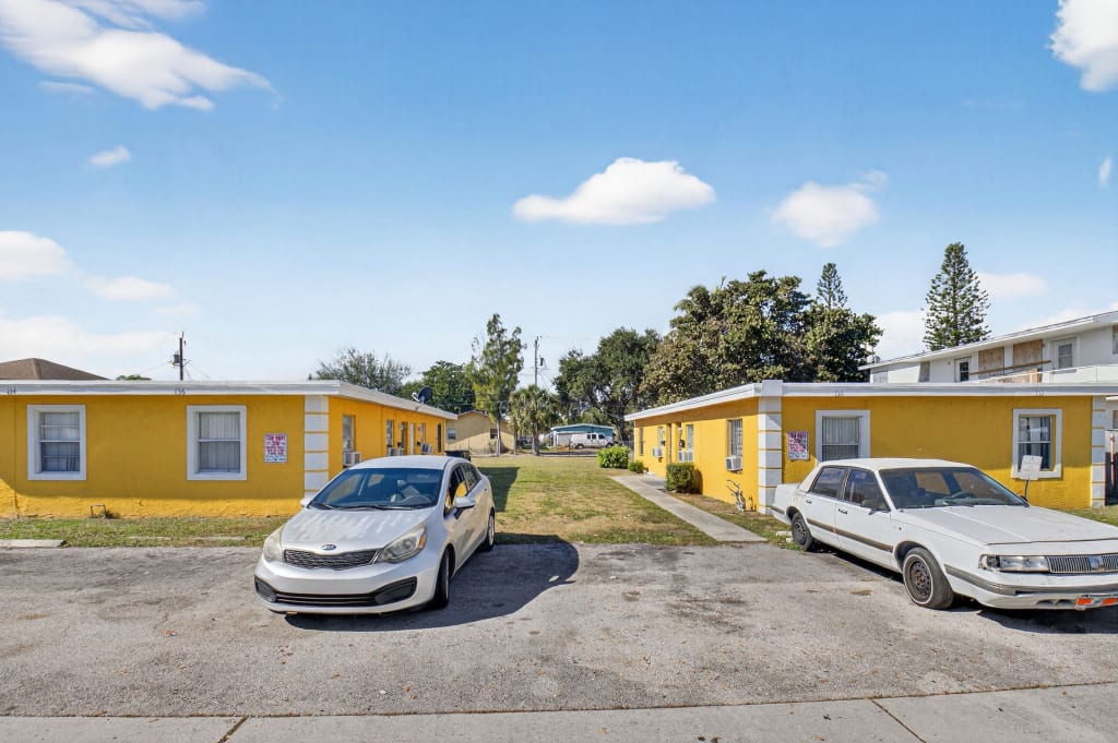 130 - 132 - 134 -136 SW 8th AVE, Delray Beach, FL 33444 inception-app-prod/ZWY1YTE5M2QtOTVlYS00ZmE5LWI1ZDMtMzY4MTJhM2I4MjJh/content/2026/09/22839908b90172a6ec44c628acd62dfff109896e.jpeg