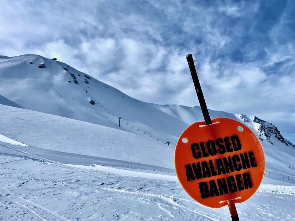 Mammoth Lakes Real Estate Trends 2022 inception-app-prod/ZjQ0OGM0NzctYmRkZC00M2QxLTk3NjQtZDExMjZmZTA4NzJk/content/2023/01/441c5785e207f1ae109f7338195b10e3052dc482.jpg