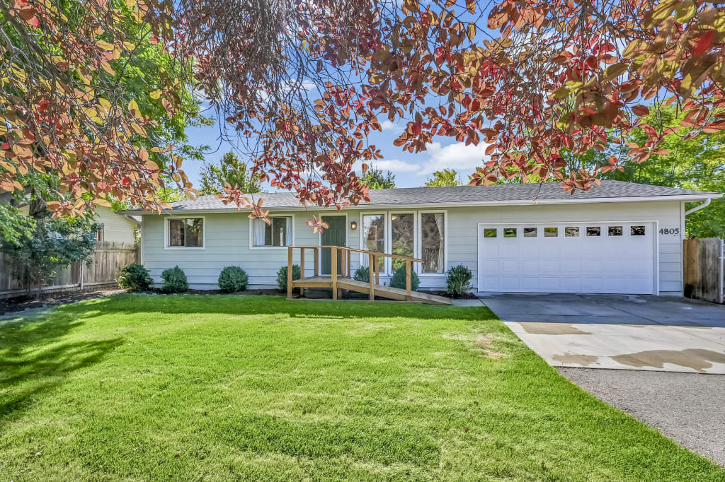 SOLD - 4805 W Wylie Ln inception-app-prod/ZmVlNWNkNDctNjgzYi00MDQwLTk0MGUtMDQ5NDUxYzBkODJi/content/2022/10/3702975ba9afdd91263766ddc24b94de74c83394.jpg