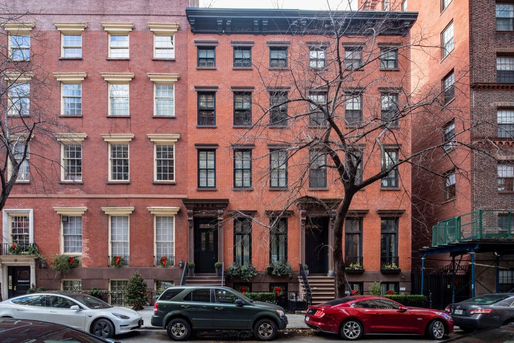 Top Sales Show How Pandemic Continues to Influence the Market inception-app-prod/ZmY4NDdjMDYtOWZlOC00NGI2LThmNTAtZWFmY2VkM2JhZjMx/content/2021/01/01ticket1-superjumbo-2.jpg