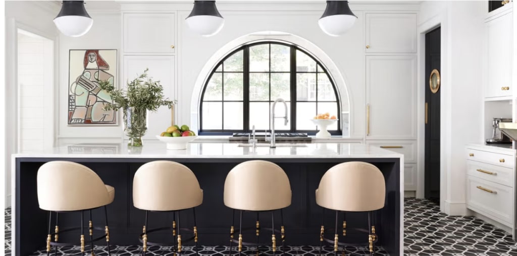 10 Reasons to List Your Home with Us inception-app-prod/ZmZiMzRiMWQtNTJhZC00MjAzLWI1OTMtZTg5MTZiYjkxYzAx/content/2025/06/c4b13cccb0b50211943bd4f08b0b9714edc8f9d7.png