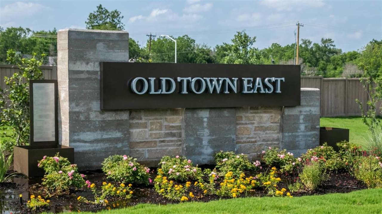 Old Town East ~ Pflugerville inception-app-prod/M2QwODg1YTEtNzJlNS00MzUwLTk4MzctNjNkZjdkYmJjMzBm/content/2024/07/7d289f20c0f5903041cbb22869bc574c0ecff227.jpg
