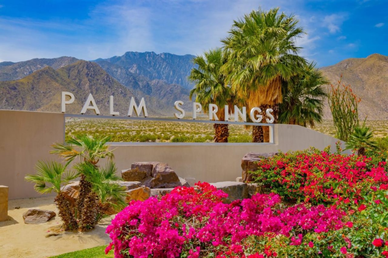 PALM SPRINGS inception-app-prod/M2QxZTJlODQtYWEyOS00NTFkLTgwZGEtOWEzNDMxYmMzNzZi/content/2025/07/15354deec7459367455c64767d93fd197f0d60aa.jpg