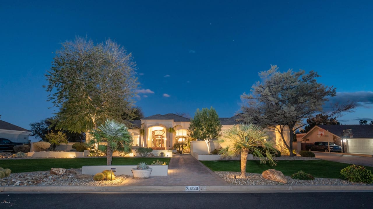 Properties for Sale in Ahwatukee Custom Estates inception-app-prod/M2Y0NzM4NmUtY2YxMC00OTJjLTg3YjYtMWE0YmIyMzhiYjNj/content/2024/04/96c764248d565ac3e653f9773fad2ca3dcb23bf2.jpg