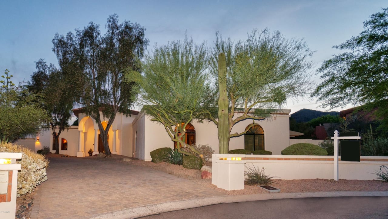 Properties for Sale in Equestrian Estates inception-app-prod/M2Y0NzM4NmUtY2YxMC00OTJjLTg3YjYtMWE0YmIyMzhiYjNj/content/2024/04/b1e5e7dd3d44be9ba931eb3fa82f319a3152a397.jpg