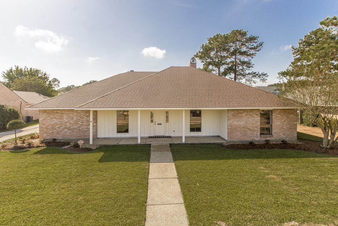 Neighborhoods and Communities inception-app-prod/MDEzOTk5ZmUtOTYwYi00Mjk2LWFmOWEtNzAyMDliMWJkNmVm%2Fcontent%2F2017%2F03%2F1-2.jpg