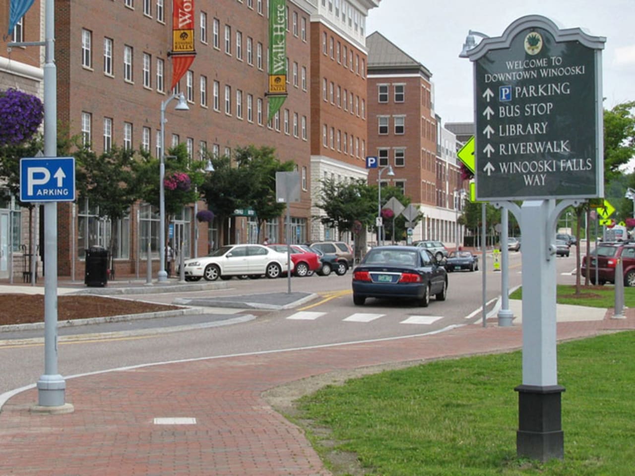 inception-app-prod/MDhhMjIxNzEtMmJlMy00MmZjLWE1MDItY2E0NmYzMjFhYTJh/content/2016/06/downtown sign.jpg