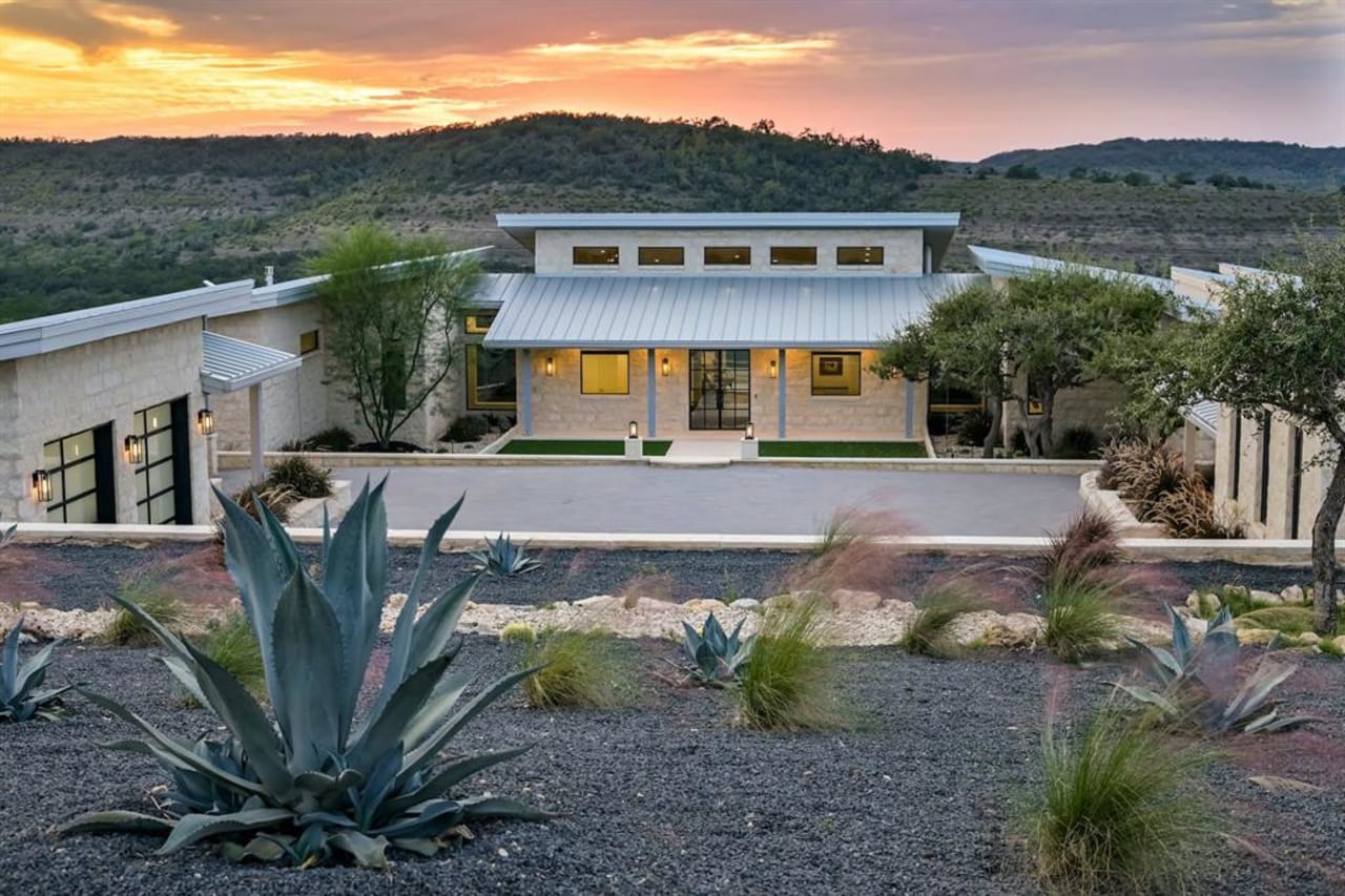 Wimberley inception-app-prod/MDkzOGQzYmEtMzgwZC00NThhLWIzYTYtZWNmNmVhMzM1MDkw/content/2025/10/fddbd5d361edbb3d03d2ab94f47d4a5413bbfc6b.jpeg