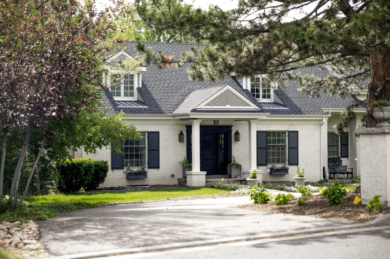 Cherry Hills Village inception-app-prod/MWU5MmJjNTQtMjJhOS00MzRmLWIxMGYtMjUyYmIxMzlkYWJi/content/2025/04/bbd29ea09ca5d9fc6c16493fec6afa85c359728f.jpg