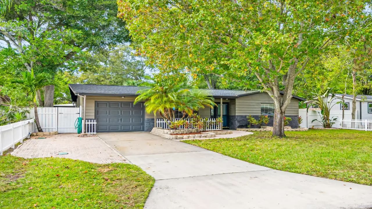 Pinellas Homes 30+ Days | Price Drops & Opportunities inception-app-prod/MmNhM2RmODYtZGUwMC00NDcwLTg4MjgtMTkwMjI1MThmMjZl/content/2025/11/cd559d02c20e82116a040a93c514b98cdf4bcc44.webp
