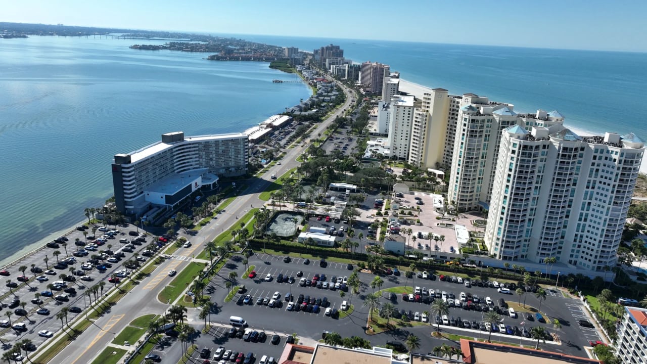 Waterfront Properties | Sand-Key-Beach-South inception-app-prod/MmNhM2RmODYtZGUwMC00NDcwLTg4MjgtMTkwMjI1MThmMjZl/content/2025/11/cd6d523e44a751d55ccd1807cbffd2f50aa03924.webp