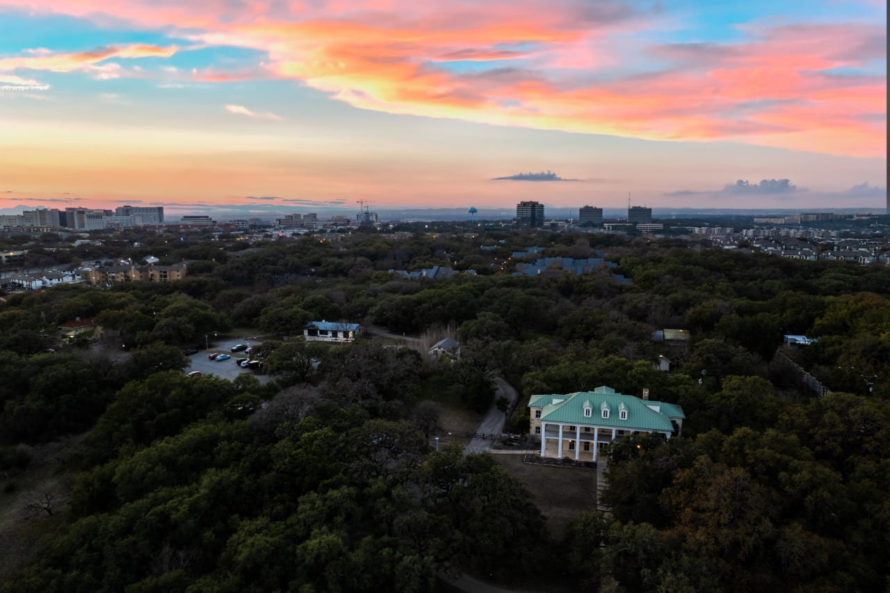 Bexar County inception-app-prod/MzBjZjliZWYtZjc2MS00ZTA0LTg5MzMtZTVlM2M3NjUwM2M5/content/2024/03/db6f66080d41da45701da74b8d9315e7df9ef885.jpg