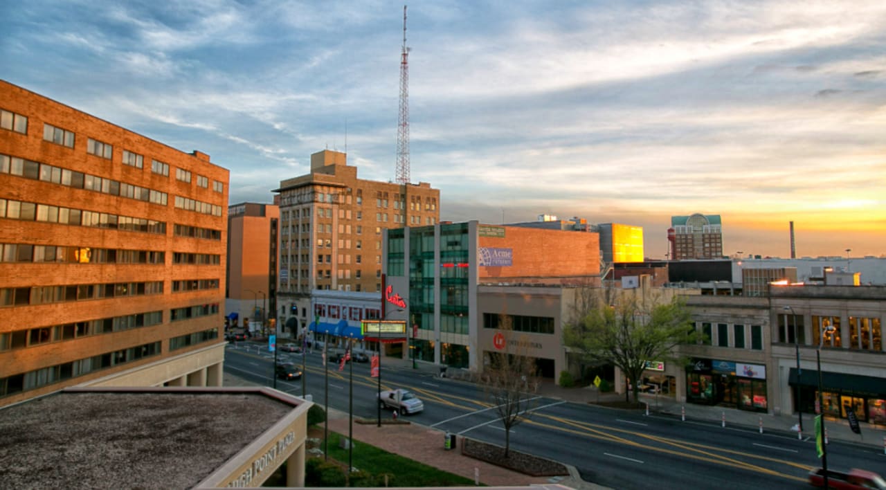 High Point Listings inception-app-prod/MzBlMzI3MTktOWQ1OC00YmYyLWE0MDktMTQ0OTkxZDRiZDVl/content/2020/07/screenshot2020-07-20at8.15.54pm.png