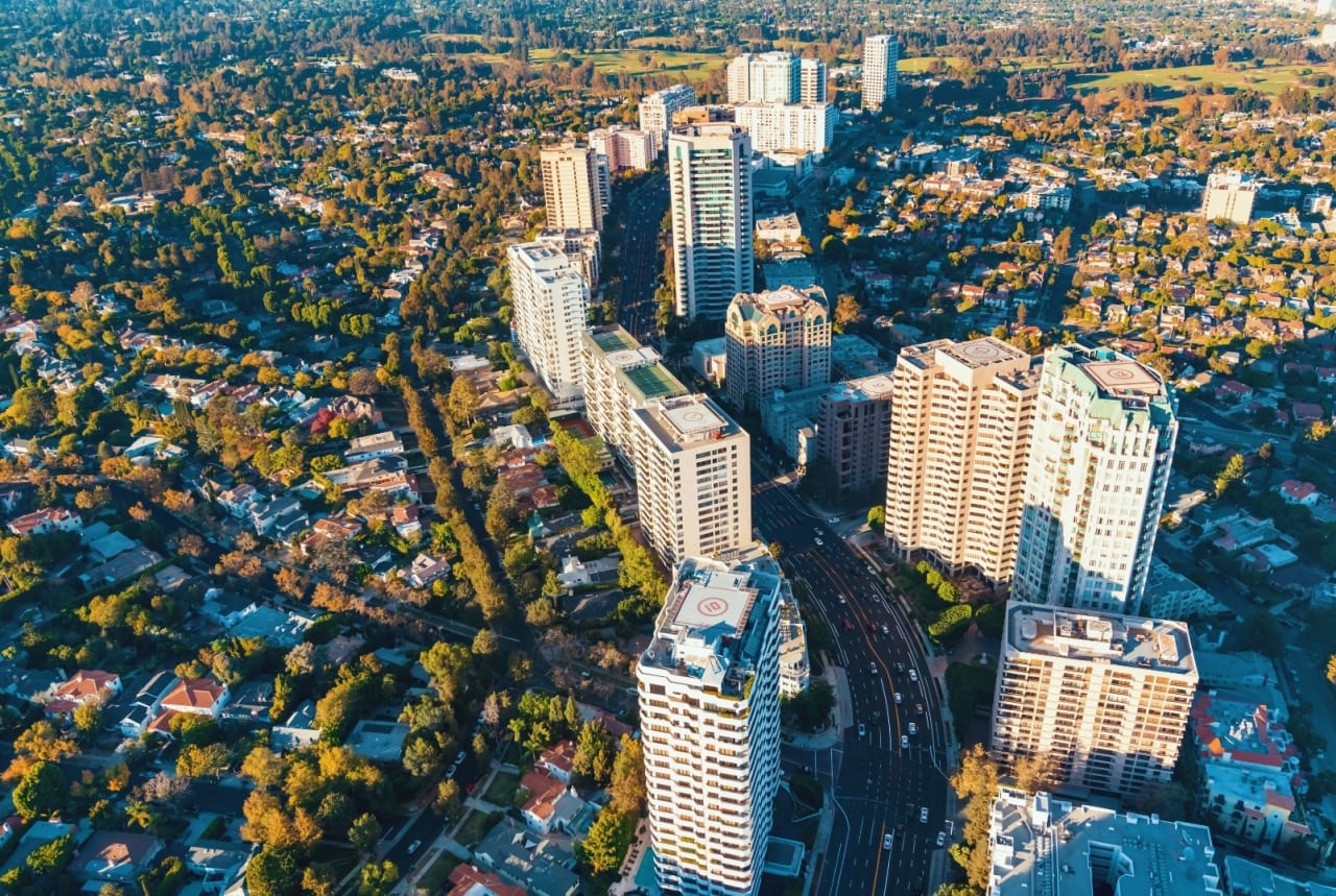 <p>Explore Los Angeles Communities</p> inception-app-prod/N2VmNzViYmItNzU4OC00Y2YzLThhYmItYTBjYWM2OWFjMmZl/content/2022/12/7f5c3b5af07d5e63c84cf63c8e996c57e9451f54.jpg