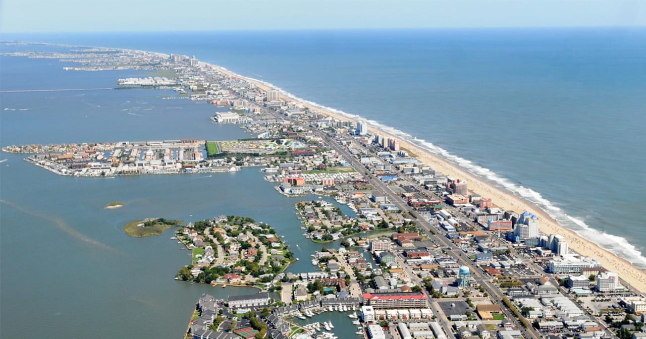 Maryland Beach Homes & Condos inception-app-prod/NTBmZTc1MmItNWRkZi00MWQzLThkMWMtMWYwNzc2YjIzODhi/content/2021/06/CoastalMDBeachHomesCondosFeature1200x630.jpg