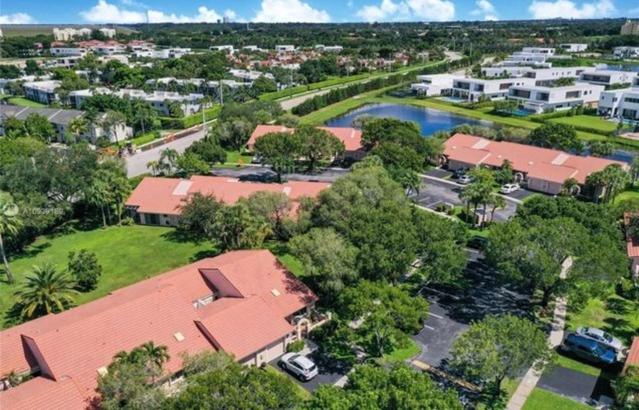 Country Isles inception-app-prod/NWIwOGNjYTgtNzI2OS00ZWNjLWI1YzAtNGY2ZTVlYmJlZTY2/content/2021/01/33a1093918921602952662636x435.jpg