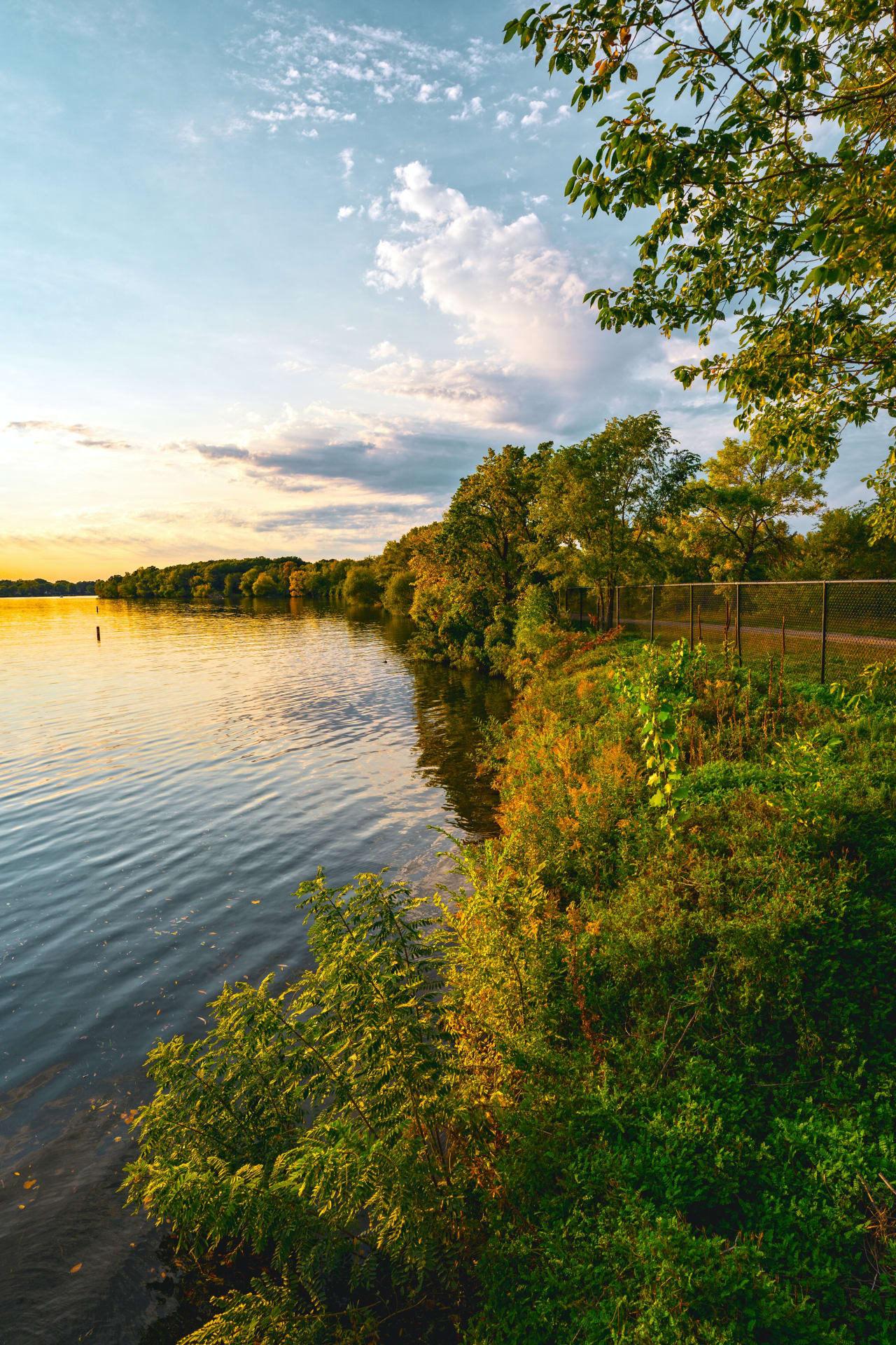 Burnsville inception-app-prod/NmYwYTg1NjMtMjBlZC00NTAyLWI5MTQtMjk5YjJiNmE4NTFi/content/2023/11/d85207d3ab7fa6f56aa23e735f13bb9c24aae79e.jpg