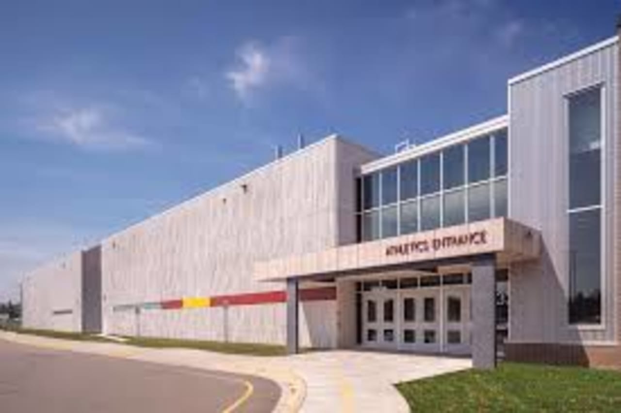 Forest Lake School District inception-app-prod/NzFlMDRiNmQtZjRhNS00ZWQxLTlkYzYtODc4MGZjZDcyMzcz/content/2025/03/f84a6d0aa6de1ea493048d62ceadfbddcd0aa8e3.jpg
