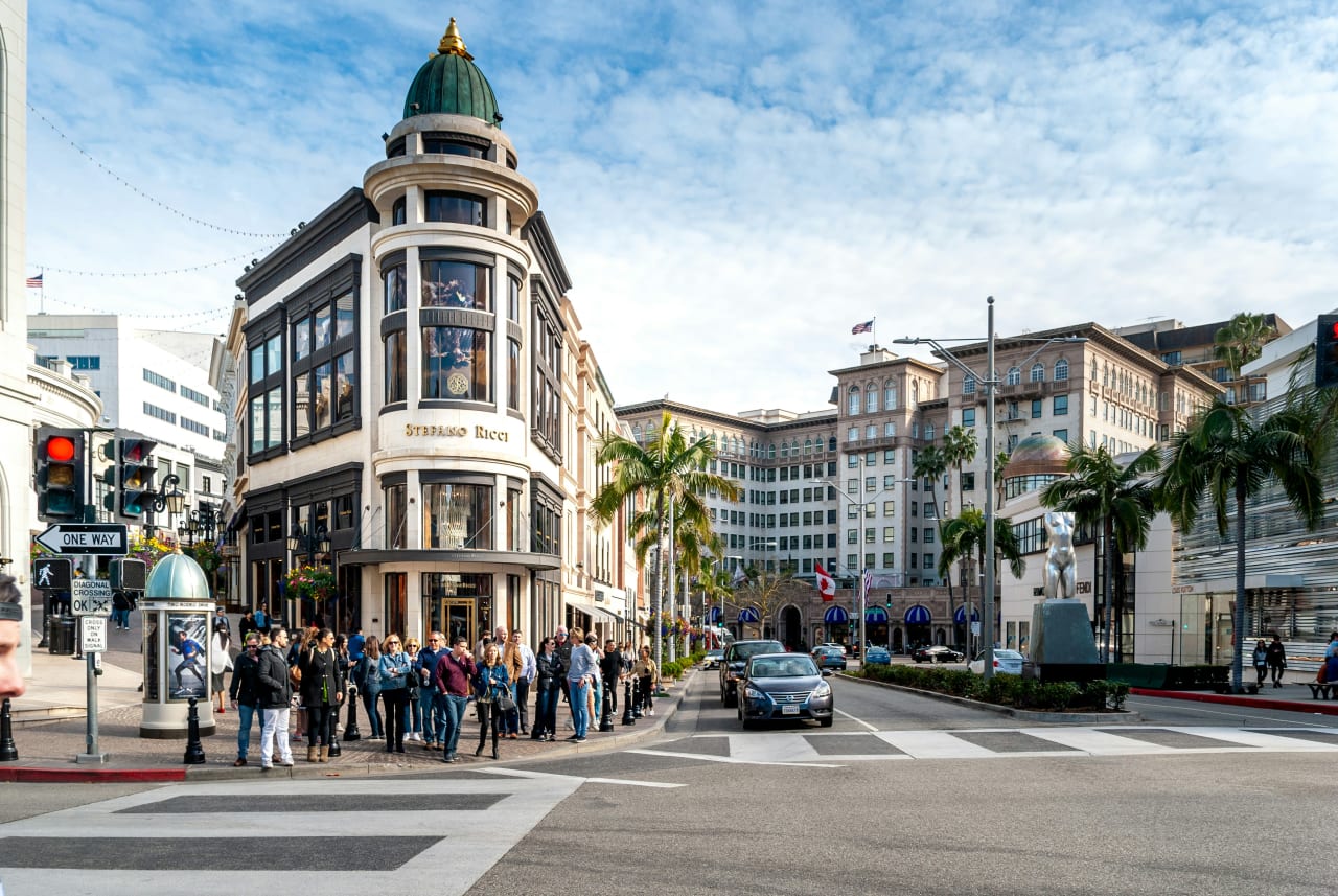 Beverly Hills inception-app-prod/NzdjOWQ0ODEtMGI3My00NzFmLWI0NjctMjc0ODNmYjdiOWE0/content/2026/07/674b602f835a143441f34c2382551aa65c8a3e79.jpg