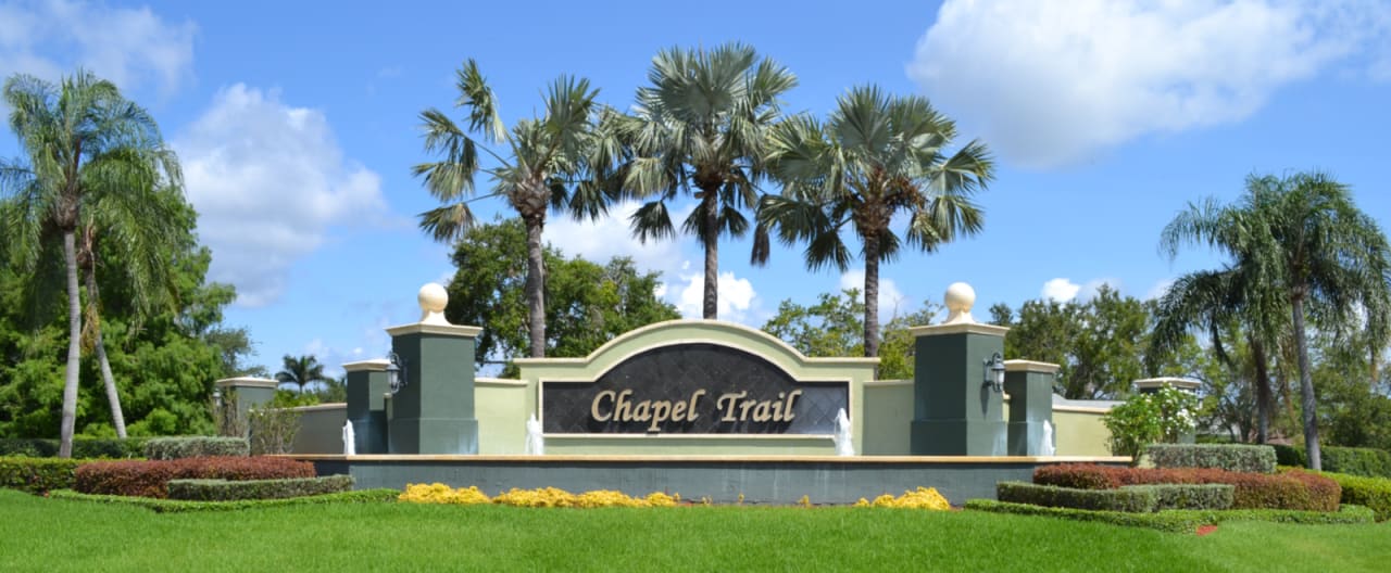 inception-app-prod/ODA4YzA4OTAtMGJmMy00ZWU3LWFhZTYtMjVlMGFhMWJiZjIz/content/2018/06/Chapel Trail Entrance_Cropped-1.png