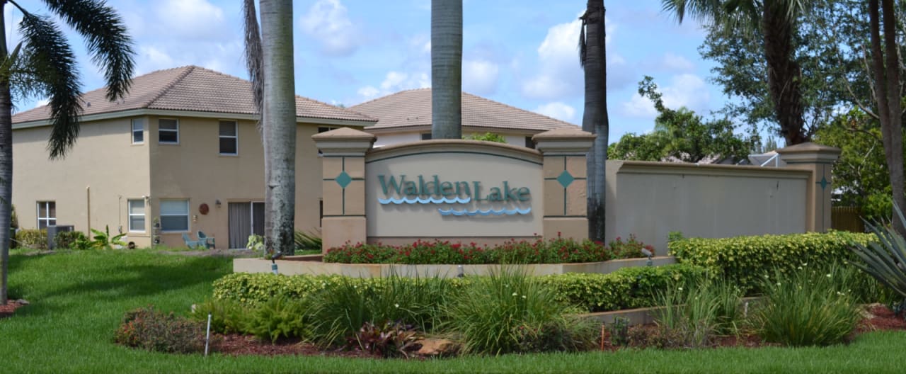 inception-app-prod/ODA4YzA4OTAtMGJmMy00ZWU3LWFhZTYtMjVlMGFhMWJiZjIz/content/2018/06/Walden Lake Entrance_Cropped-2.png