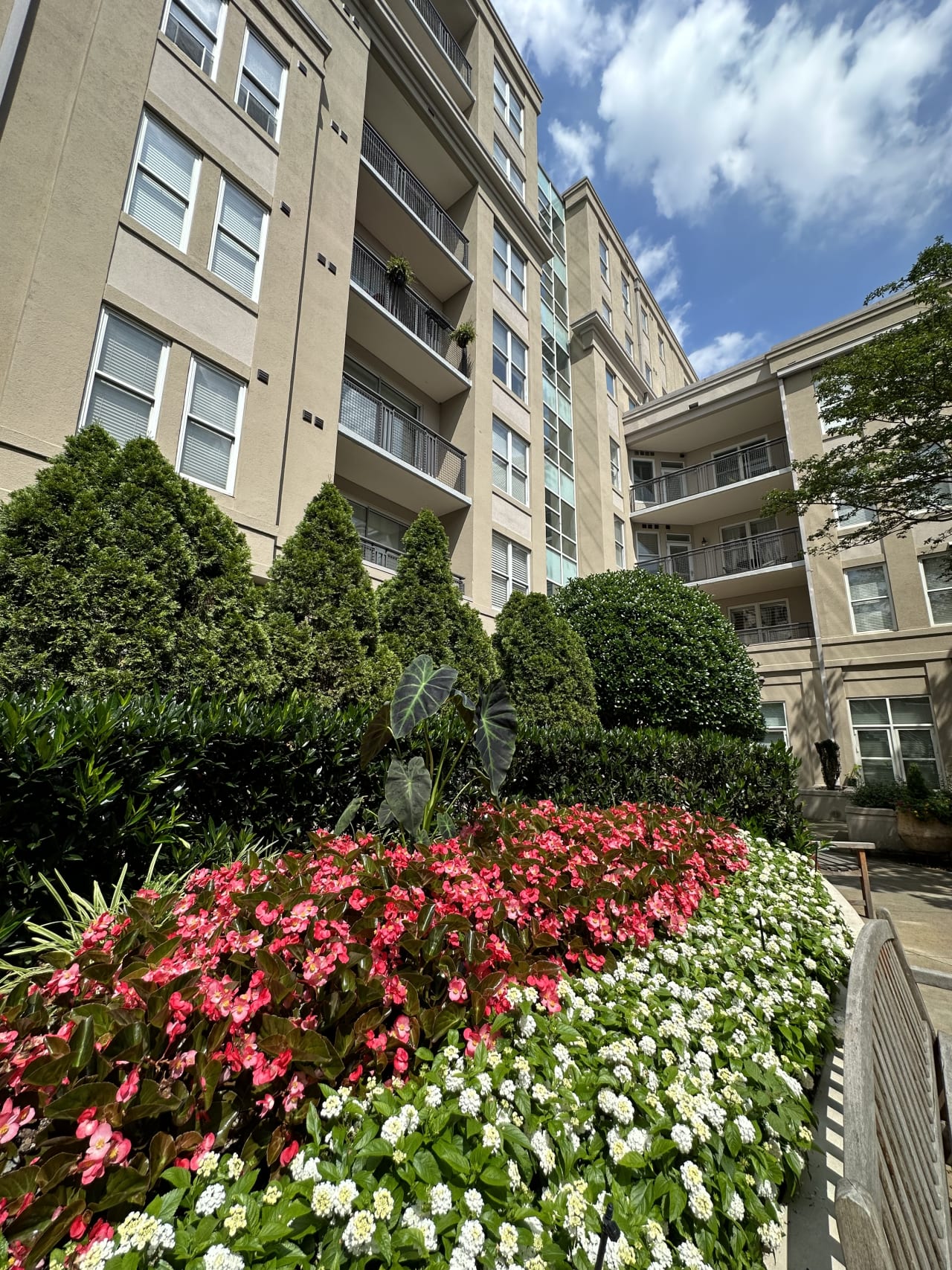 1315 East Condominium inception-app-prod/ODJiYTE5NzAtNzcxMC00MDcwLTg2ZDEtNWE4MDFhNzliNjFm/content/2023/07/1fbb1fc9adef6f134b1ca4e824975b513f361dbc.jpeg