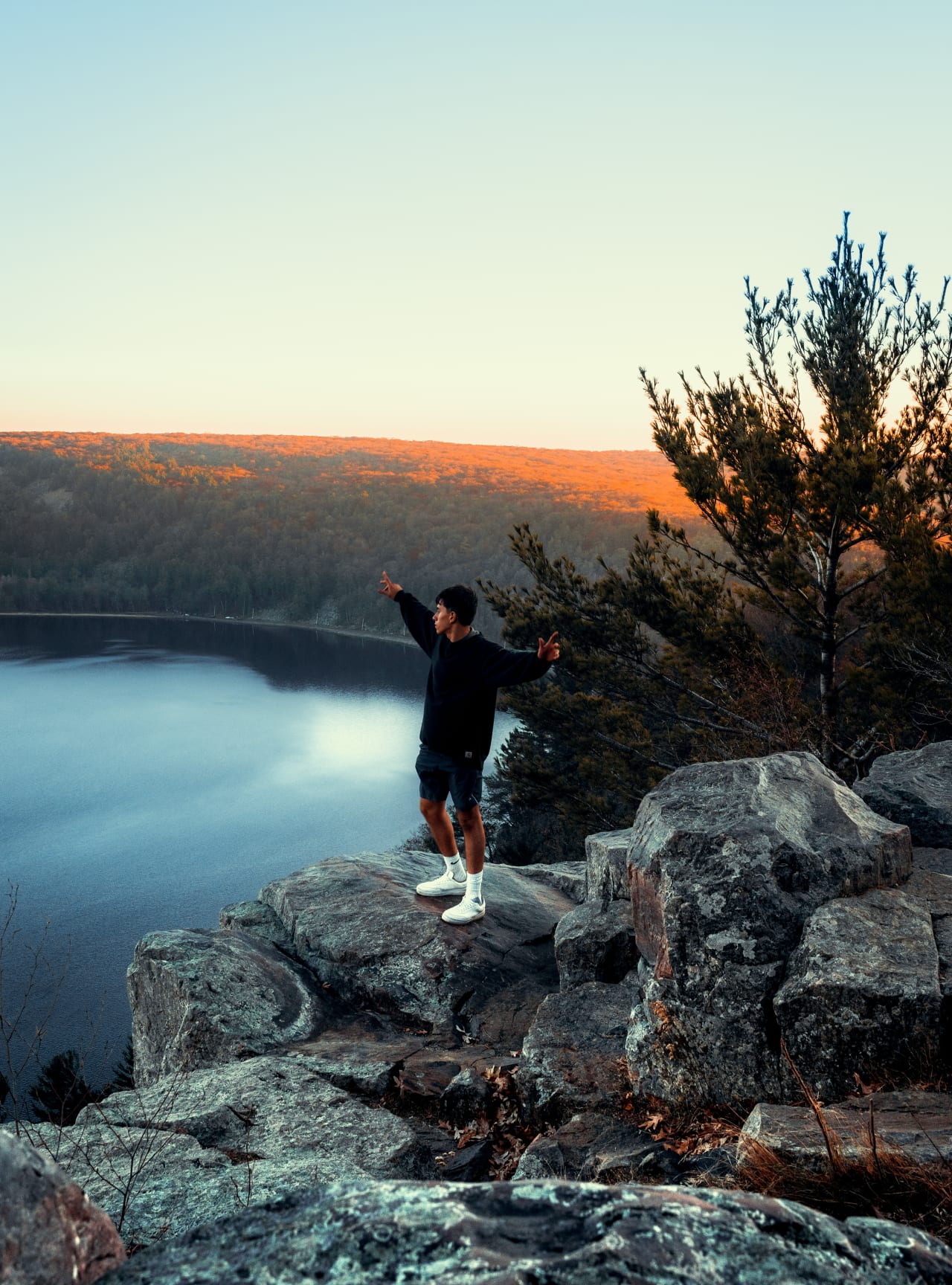 Western Wisconsin inception-app-prod/ODkxMjRjYWUtNDljYi00NDJiLWE4MjctYmJkMGYyYzMwMGY0/content/2022/04/35bd7f2644e860d9d8e2392ed0045926a28fadf4.jpg