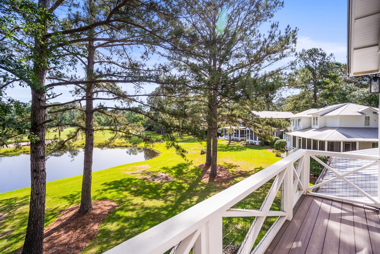 Investing in Short-Term Rental Properties in Bluffton, SC: Best Areas & Potential Returns inception-app-prod/OTUyMjg2NTYtMGNmZC00NmE2LWIxYzAtMzBkMDk3ZjRjZmVi/content/2026/02/37ed85a38c5bdad6f4f1de535096b192cdb10d26.jpg
